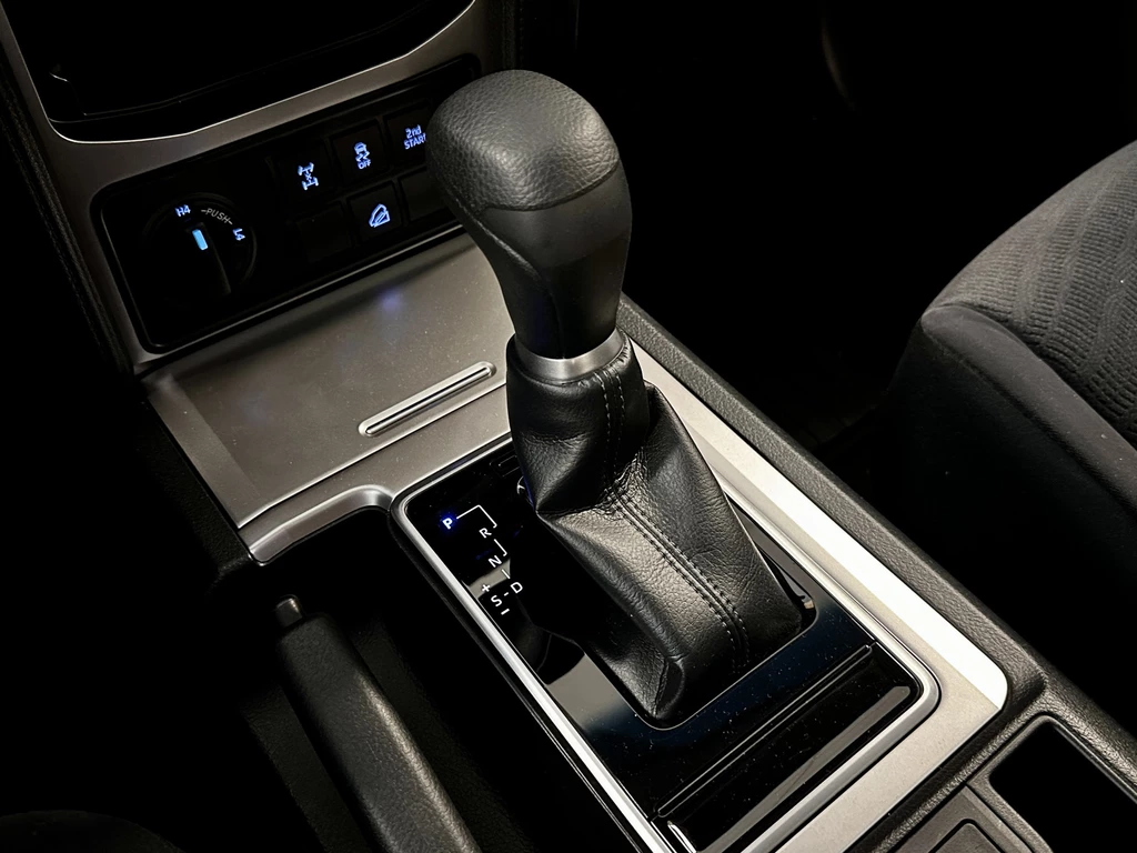 Toyota Land Cruiser – foto 18