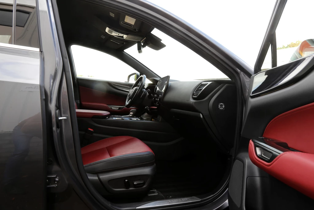 Lexus NX – foto 35
