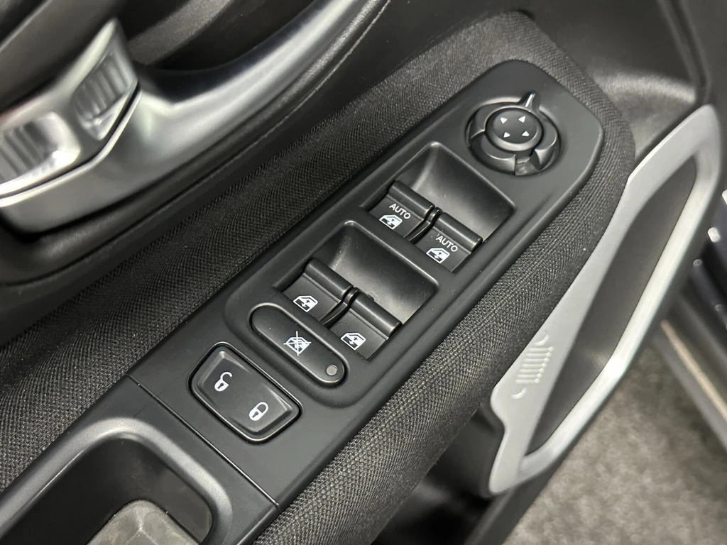 Jeep Renegade – foto 16