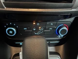 Ford Transit Connect – thumbnail 16