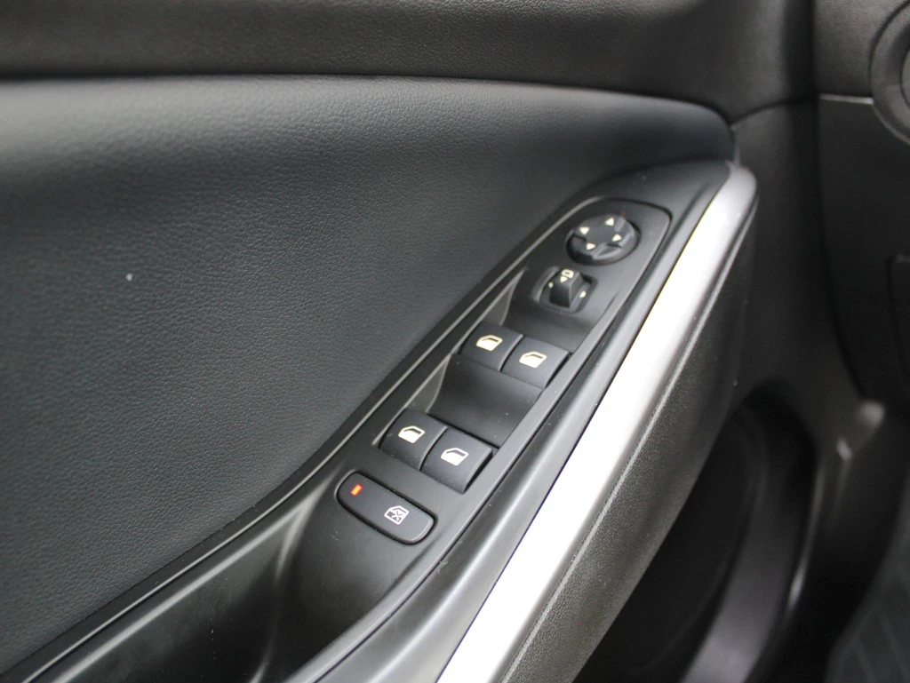 Opel Grandland – foto 21