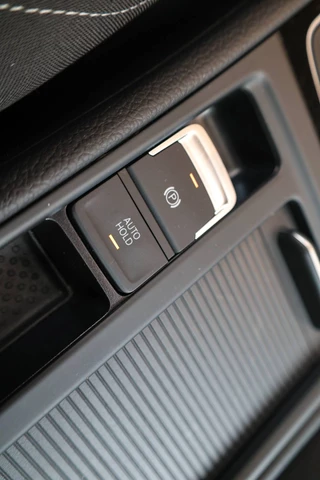 Volkswagen Golf – thumbnail 37
