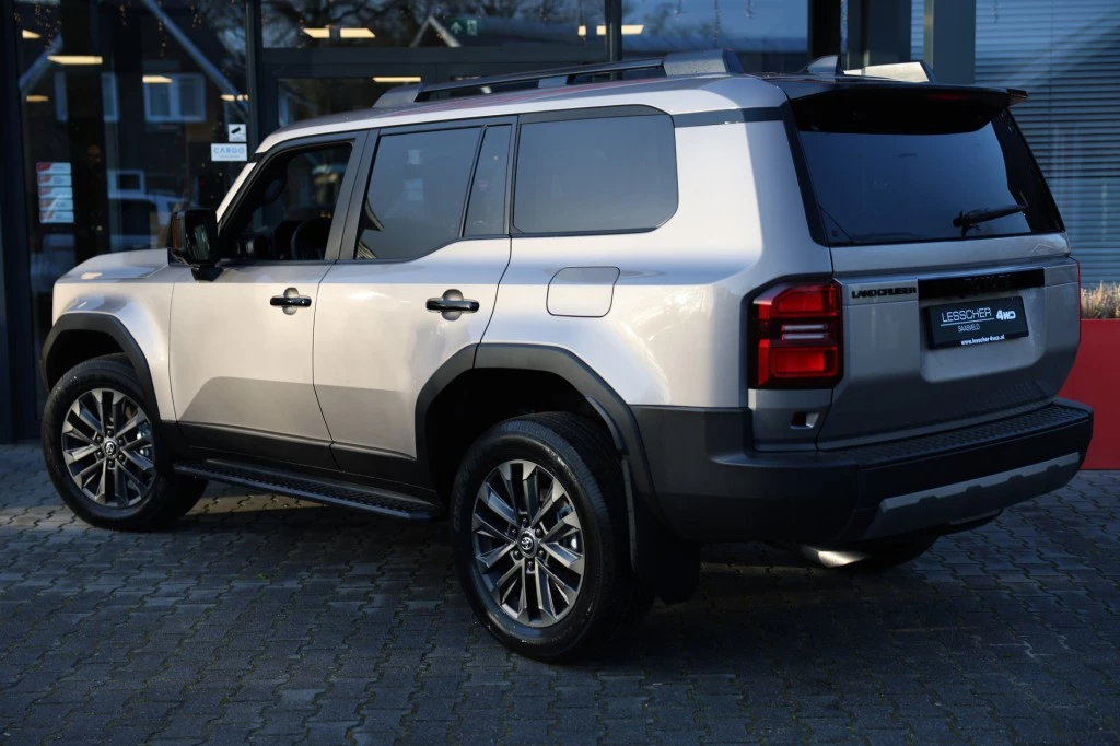 Toyota Land Cruiser – foto 4