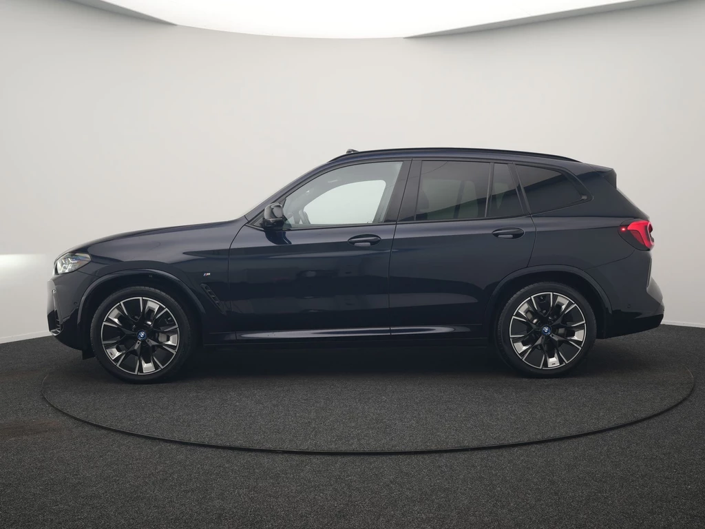 BMW iX3 – foto 3