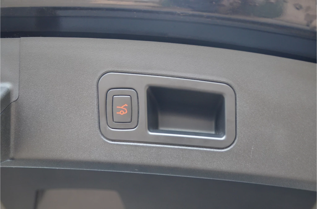 Tesla Model S – foto 31
