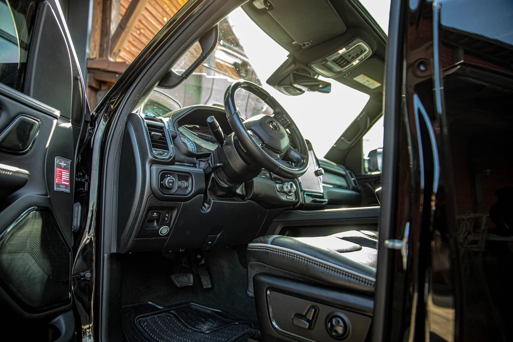 Dodge Ram 1500 – foto 13