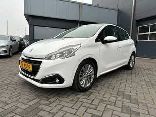 Peugeot 208 – thumbnail 1