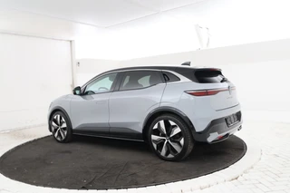 Renault Megane E-Tech – thumbnail 2