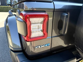 Jeep Wrangler – thumbnail 17