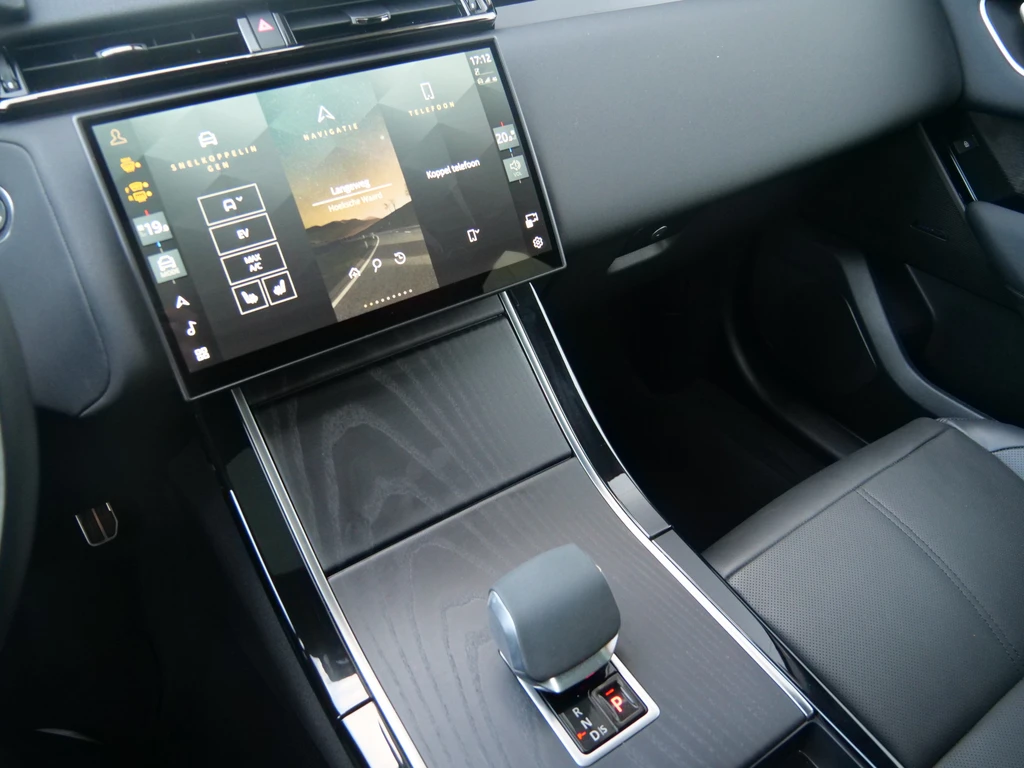 Land Rover Range Rover Velar – foto 16