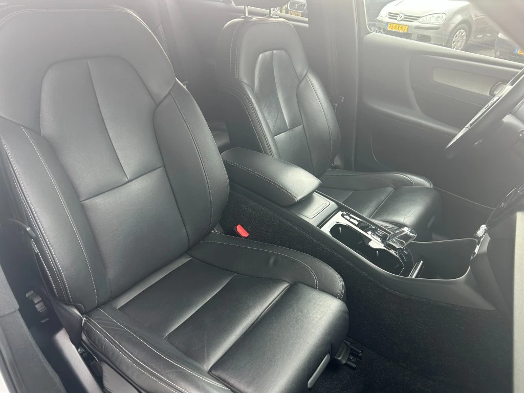 Volvo XC40 – foto 11