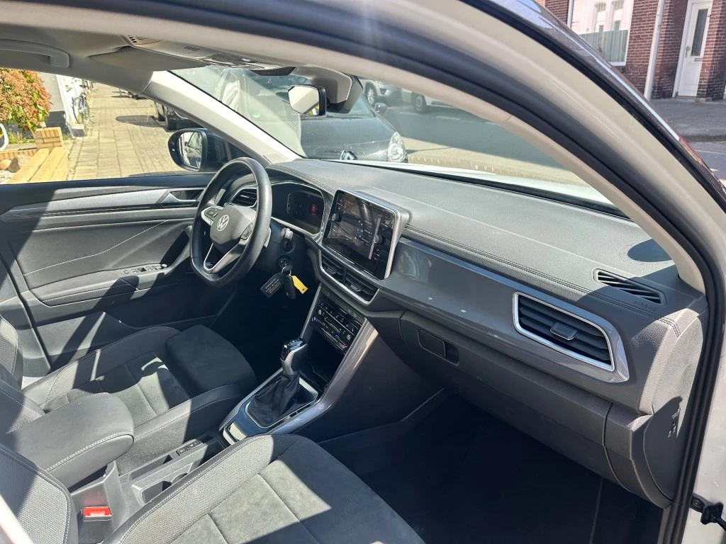 Volkswagen T-Roc – foto 16