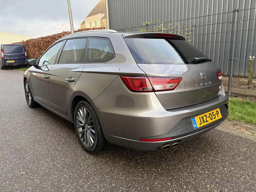 SEAT Leon – foto 5
