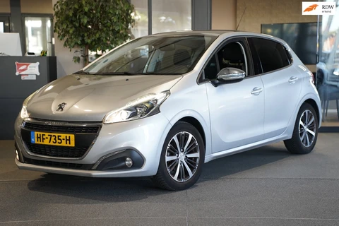 Peugeot 208 1.2 PureTech Allure Pano Navi Trek Cruise Pdc Led
