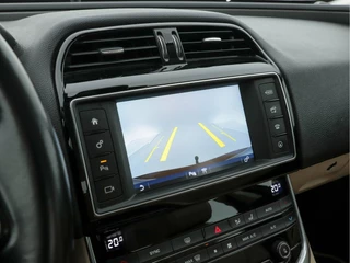 Jaguar XE – thumbnail 15