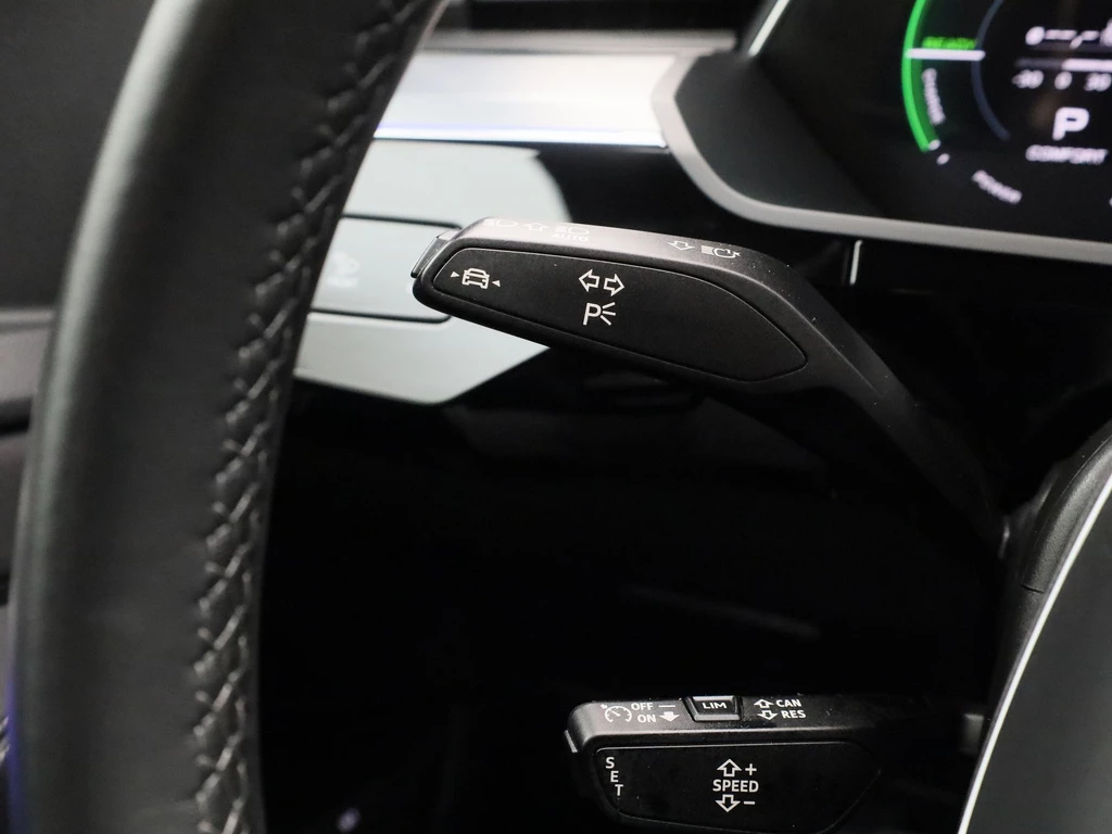 Audi Q8 Sportback e-tron – foto 20