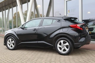 Toyota C-HR – thumbnail 6