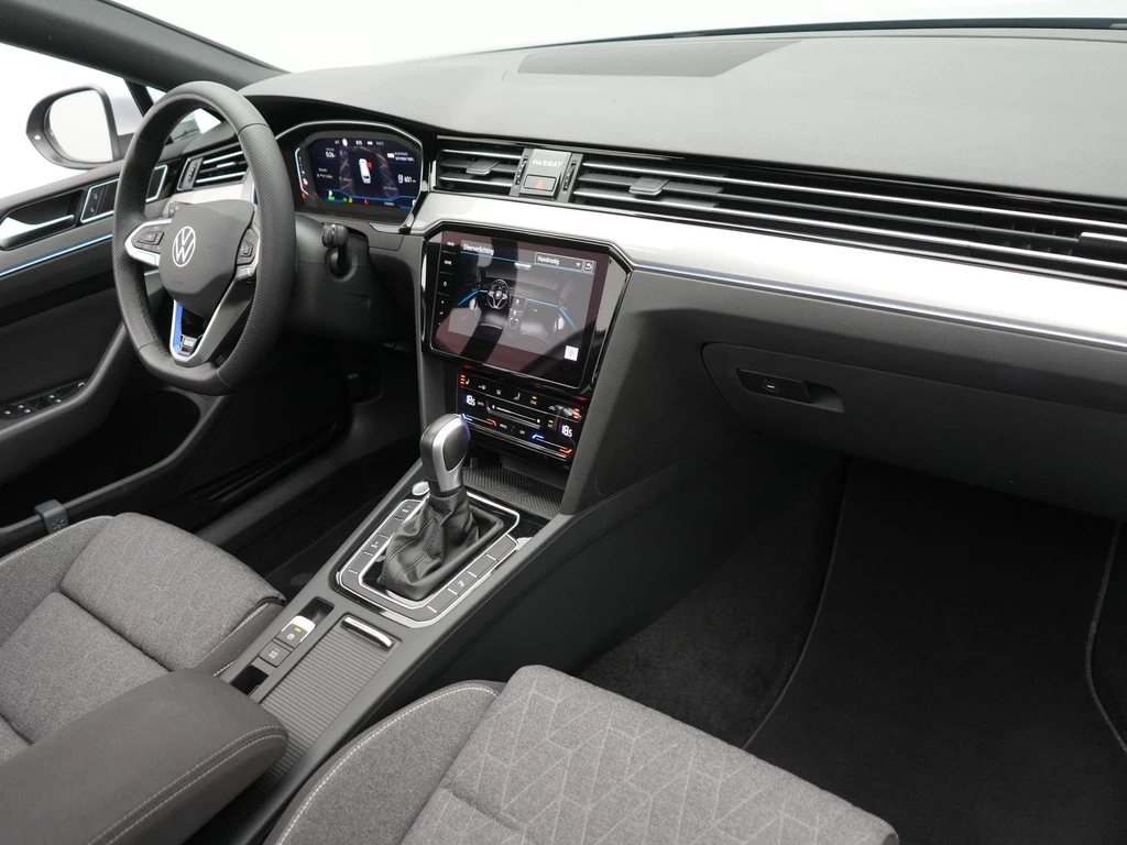 Volkswagen Passat – foto 45