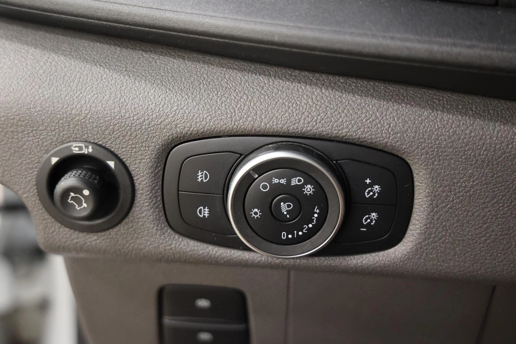 Ford E-Transit – foto 11
