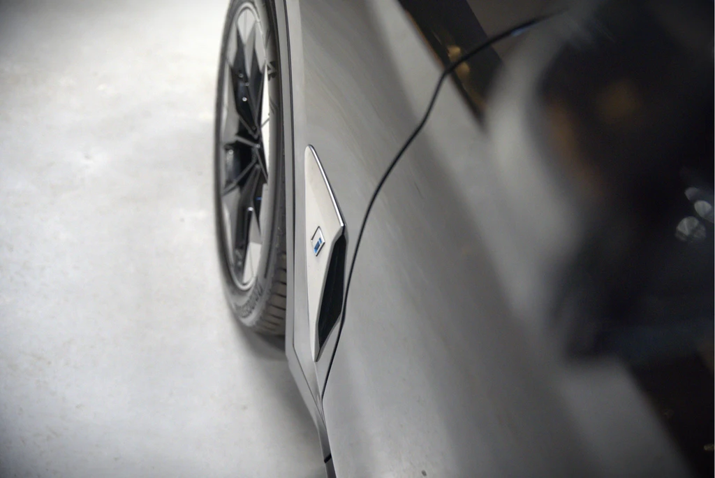 BMW iX3 – foto 24