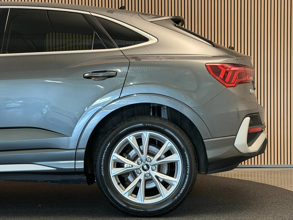Audi Q3 – foto 16