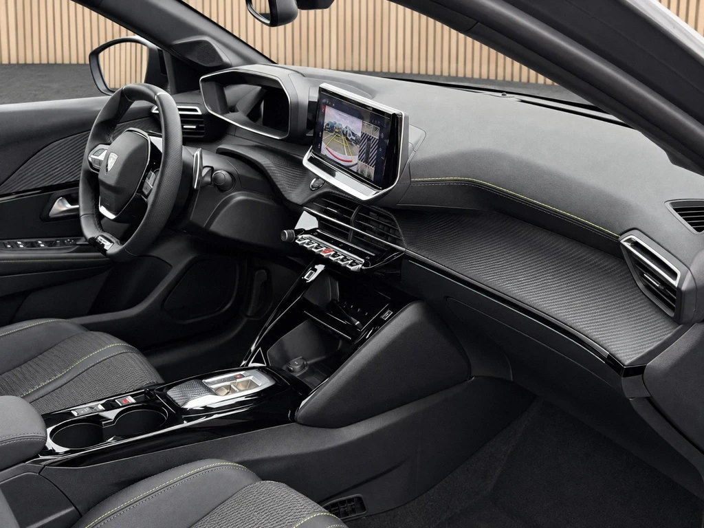Peugeot 208 – foto 12