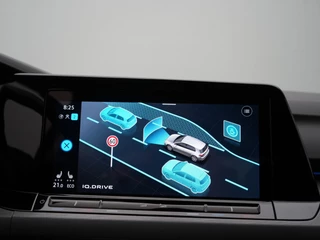 Volkswagen Golf – thumbnail 24