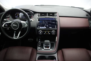 Jaguar E-PACE – thumbnail 11