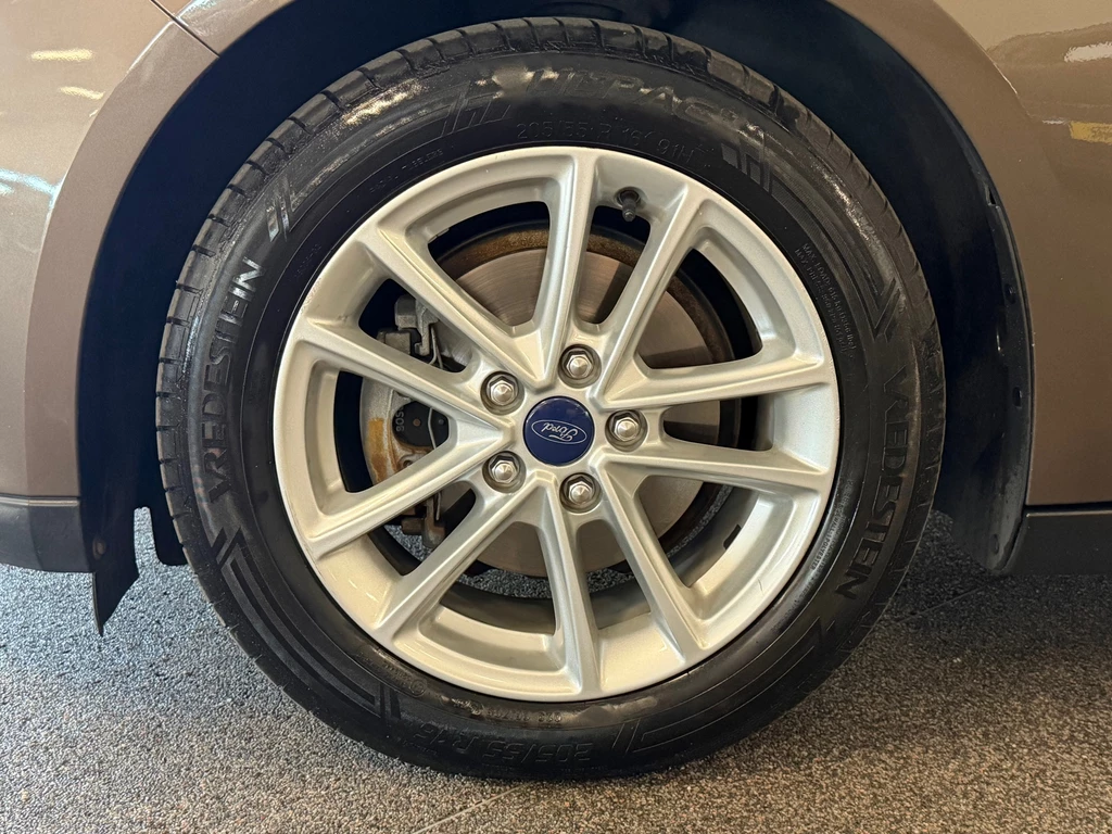 Ford Focus – foto 9