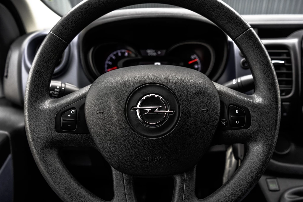 Opel Vivaro – foto 16