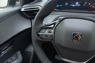 Peugeot 208 – thumbnail 18