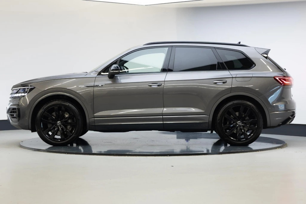 Volkswagen Touareg – foto 2