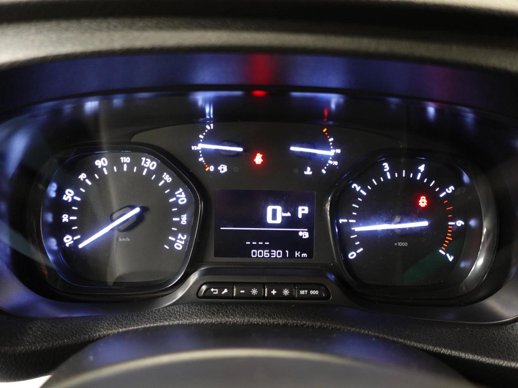 Opel Vivaro – foto 25