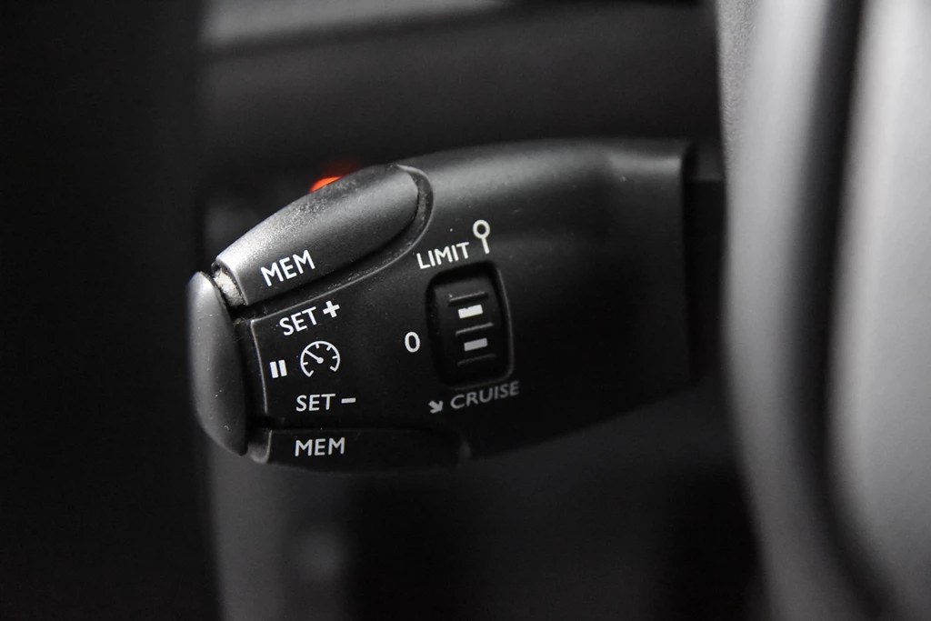Peugeot 208 – foto 21