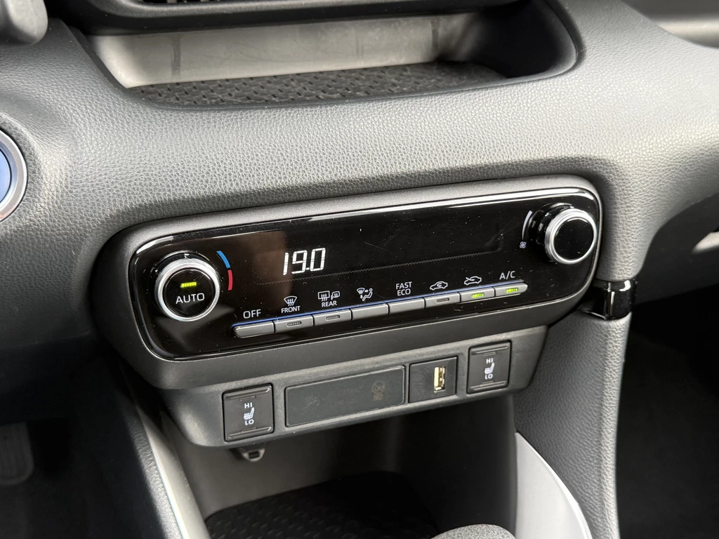 Toyota Yaris – foto 24