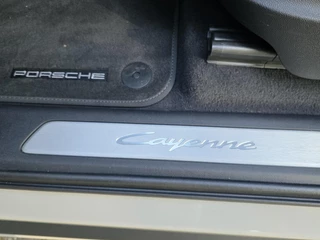 Porsche Cayenne – thumbnail 22