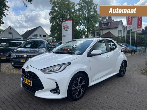 Toyota Yaris 1.5 HYBRID 115 DYNAMIC / CARPLAY / CAMERA / ADAP. CRUISE / DAB / AIRCO-ECC / LED / KEYLESS / STOEL+STUUR VERWARMING