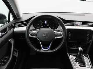 Volkswagen Passat – thumbnail 36