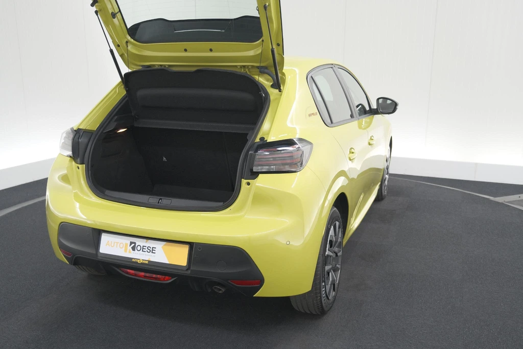 Peugeot 208 – foto 12