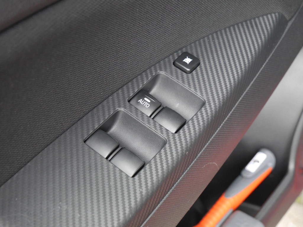 Mitsubishi Space Star – foto 11