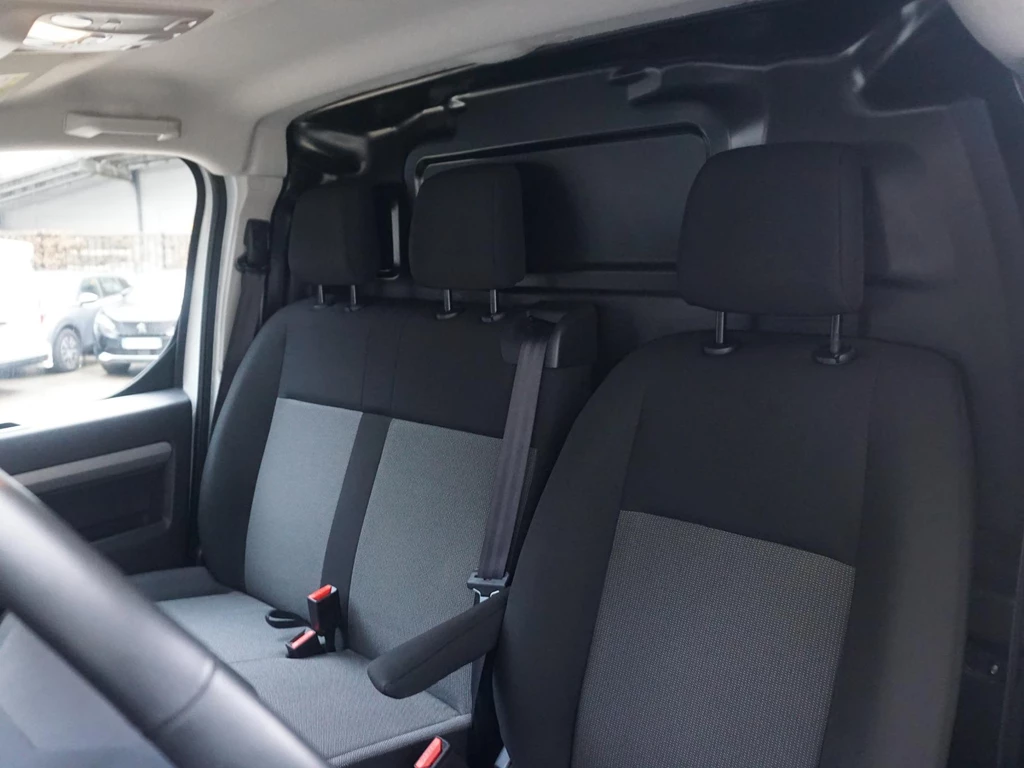 Opel Vivaro – foto 15