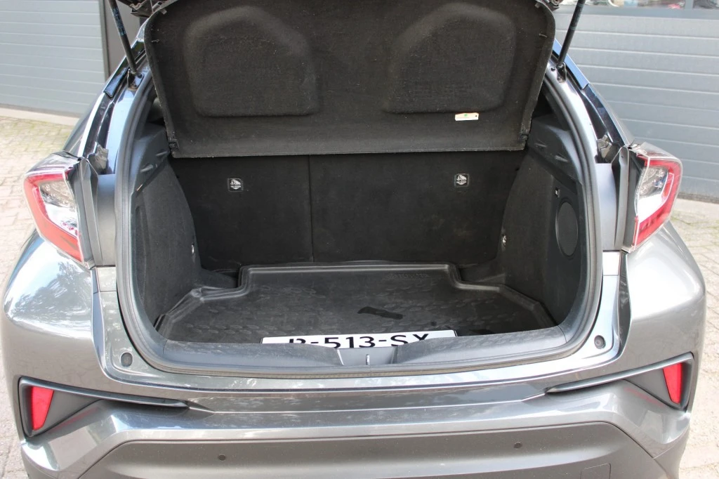 Toyota C-HR – foto 11