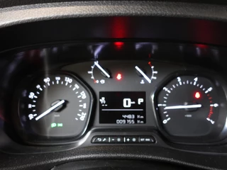 Opel Vivaro – thumbnail 23
