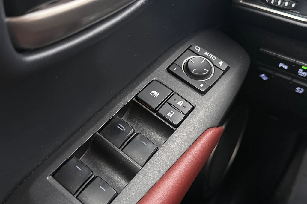 Lexus NX – foto 20