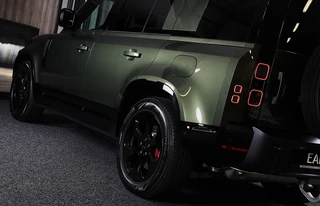 Land Rover Defender – thumbnail 8