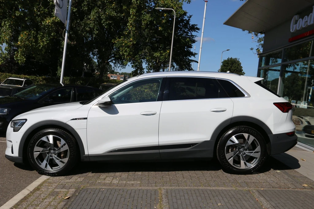 Audi e-tron – foto 2