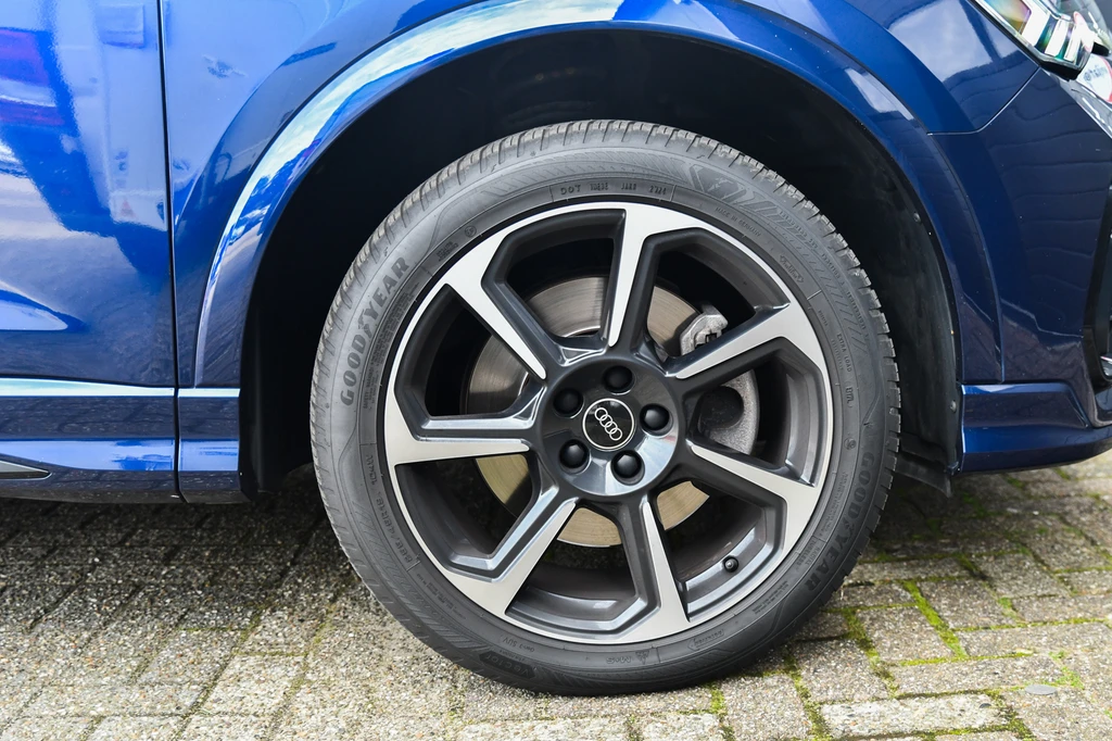 Audi Q3 – foto 11