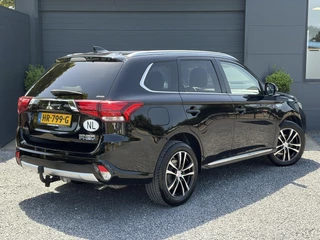 Mitsubishi Outlander – thumbnail 3