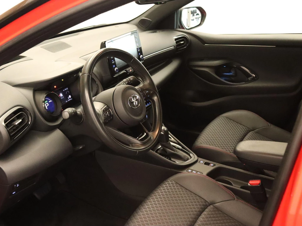 Toyota Yaris – foto 12