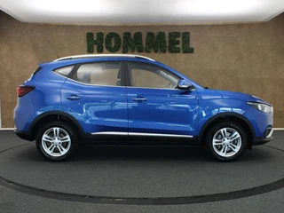 MG ZS EV – thumbnail 7